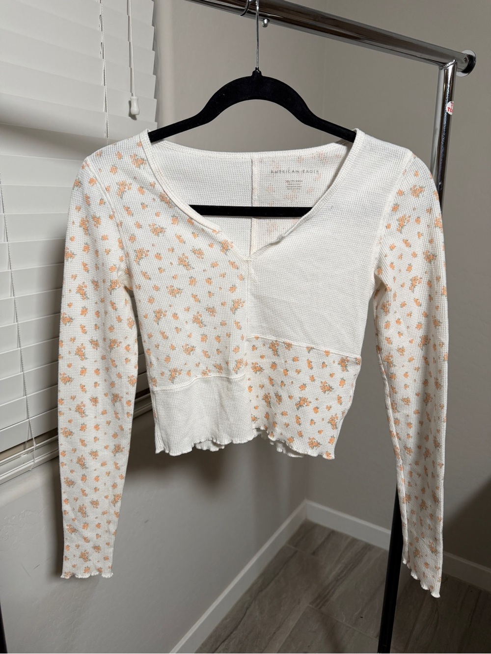 Aerie White Waffle-Knit Long Sleeve Top with Peach Floral Print